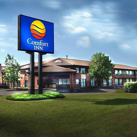 Comfort Inn Труа-Ривьер Экстерьер фото