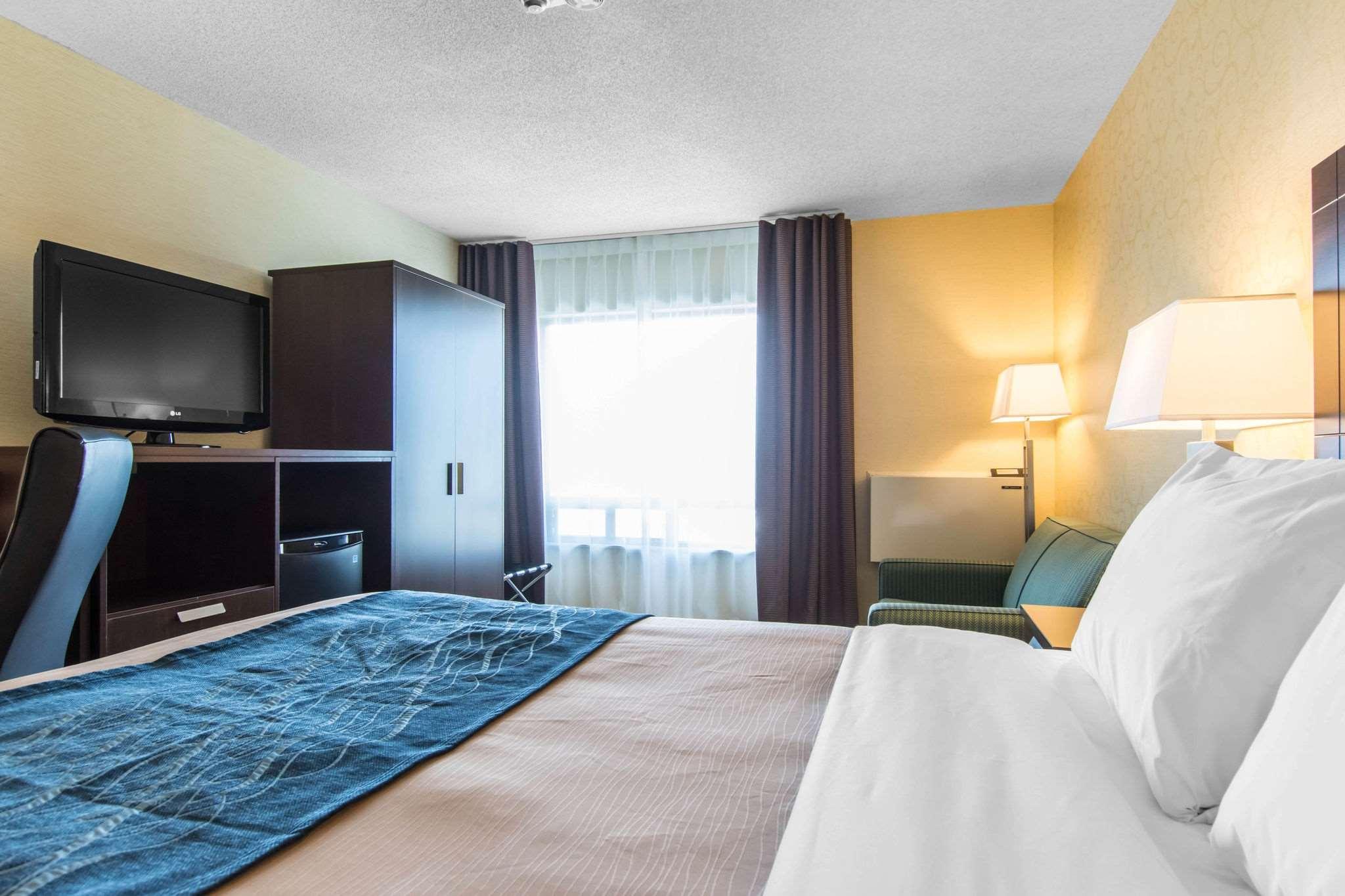 Comfort Inn Труа-Ривьер Экстерьер фото