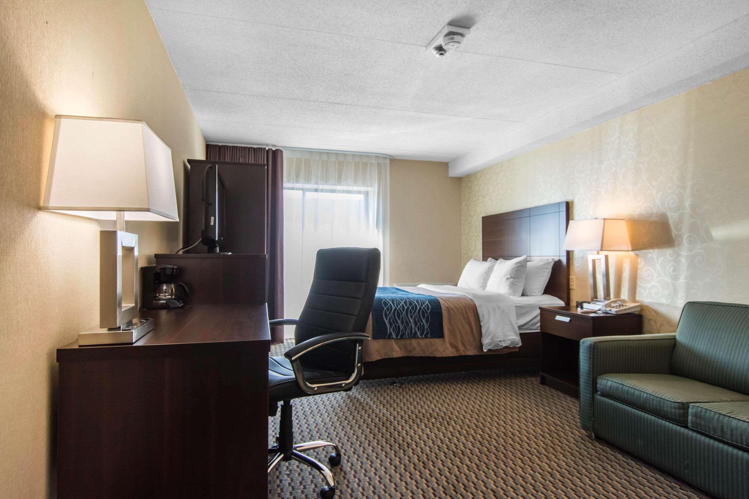 Comfort Inn Труа-Ривьер Экстерьер фото
