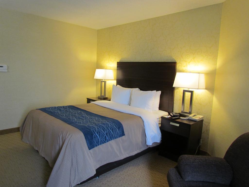 Comfort Inn Труа-Ривьер Экстерьер фото
