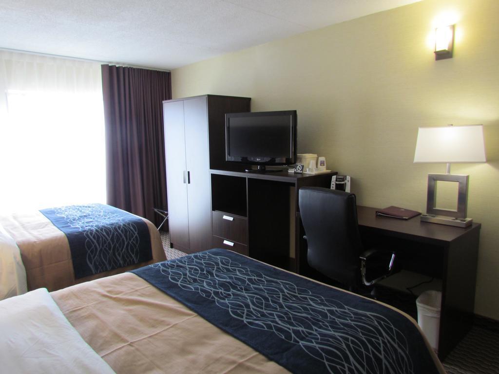 Comfort Inn Труа-Ривьер Экстерьер фото